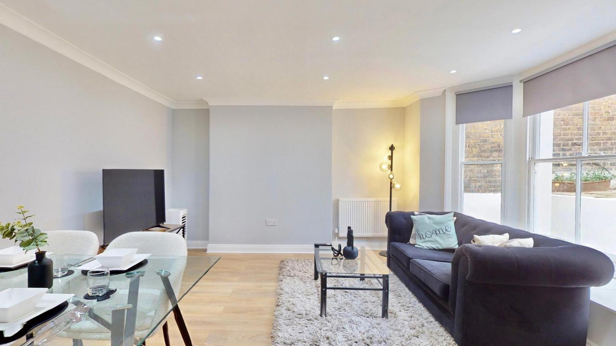 Tube & Notting Hill Nearby - Garden Flat Haven Апартаменты Лондон